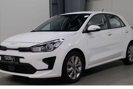 Kia Rio 32.000 km 12.920 &euro; Aachen 52078