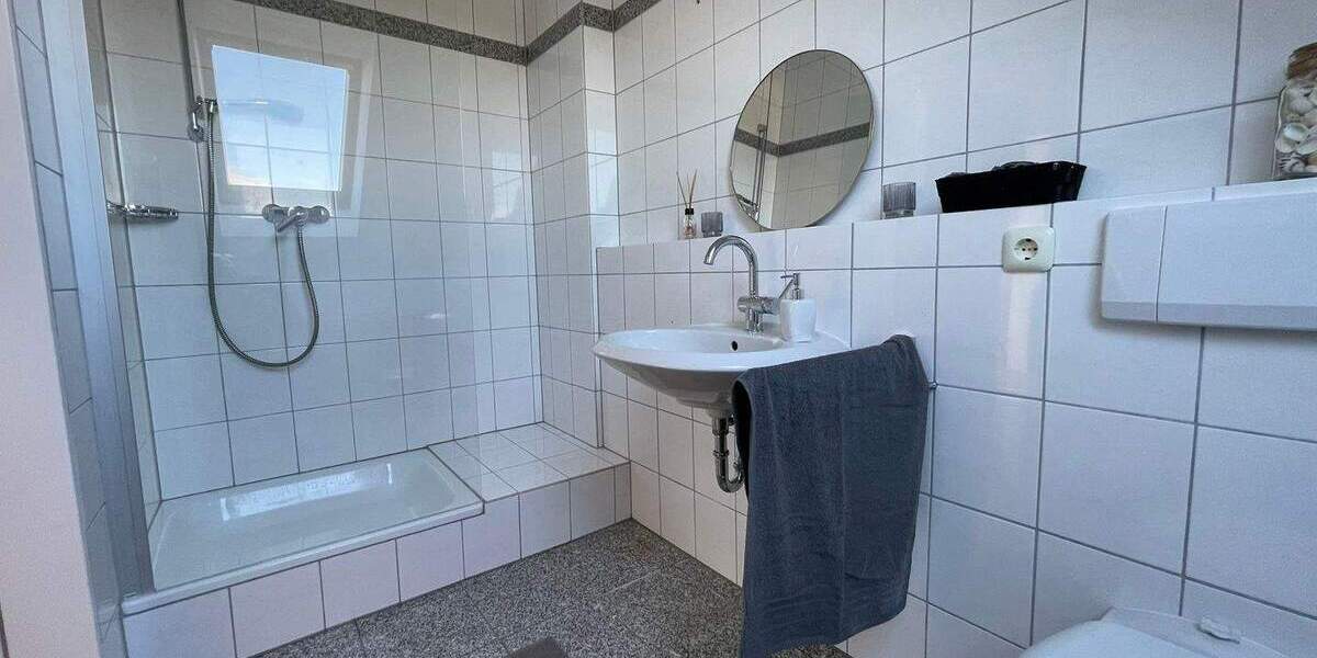 Etagenwohnung Alsdorf - 4 Zimmer, 123 m&sup2;, 299.000&euro; | Angebot:25674527