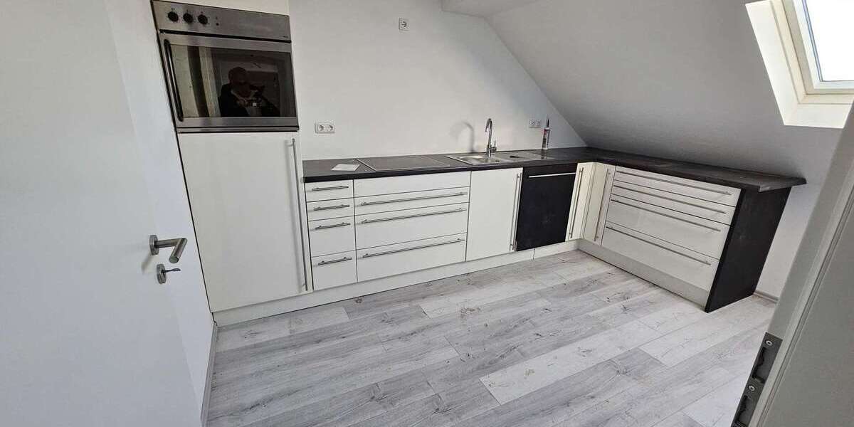 Etagenwohnung Alsdorf Kellersberg - 2 Zimmer, 63 m&sup2;, 650&euro; | Angebot:27251500