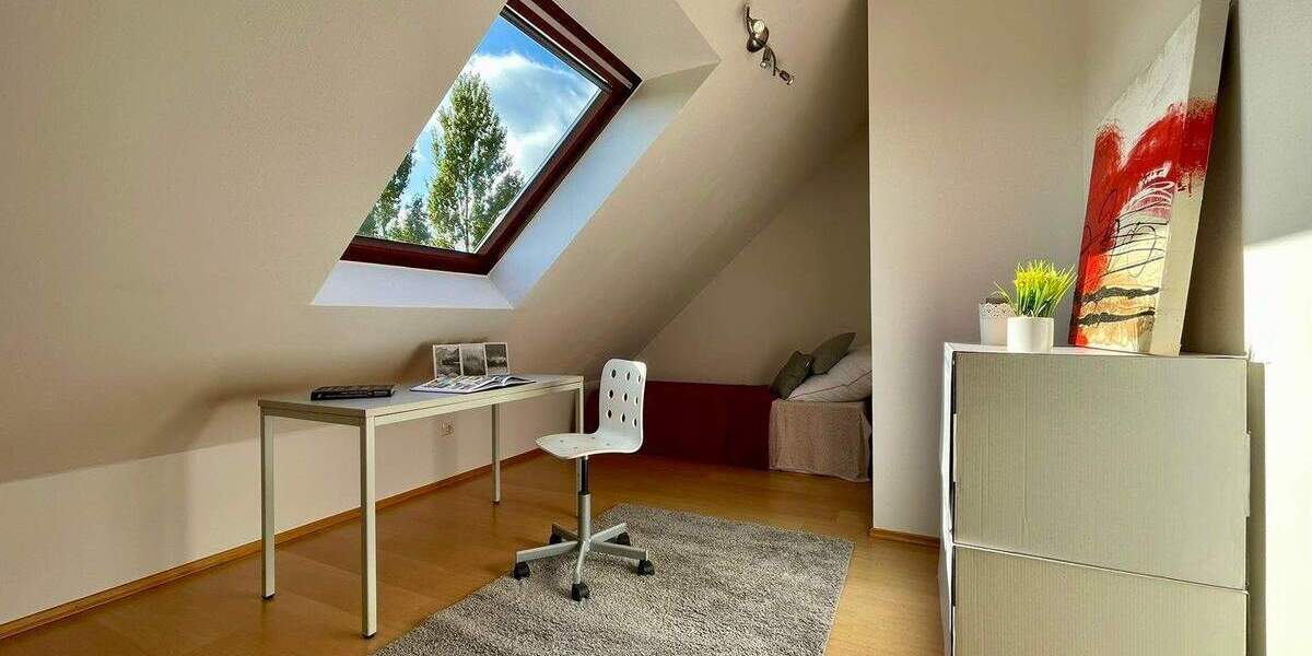 Etagenwohnung Alsdorf - 4 Zimmer, 123 m&sup2;, 299.000&euro; | Angebot:25674527