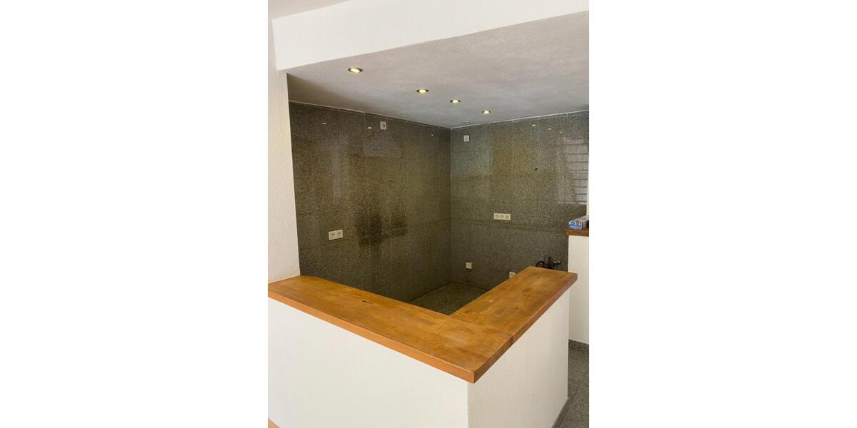 RENDITEOBJEKT und sichere KapitalanlageMehrfamilienhaus 8 zimmer