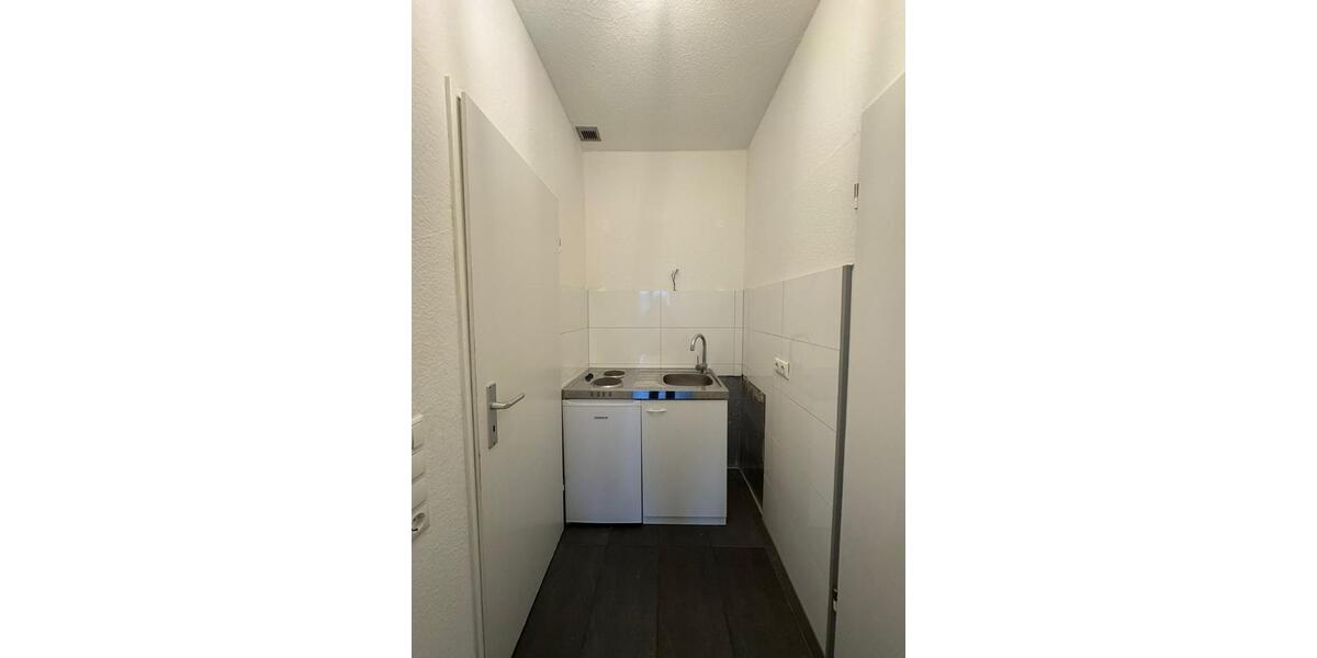 Dachgeschoßwohnung Aachen Aachen-Mitte - 1 Zimmer, 20 m&sup2;, 445&euro; | Angebot:25500375