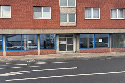 Attraktive Ladenfläche mit großer Schaufensterfront zimmer