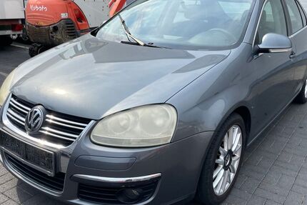 VW Jetta 172.000 km 1.990 &euro; Düren 52351
