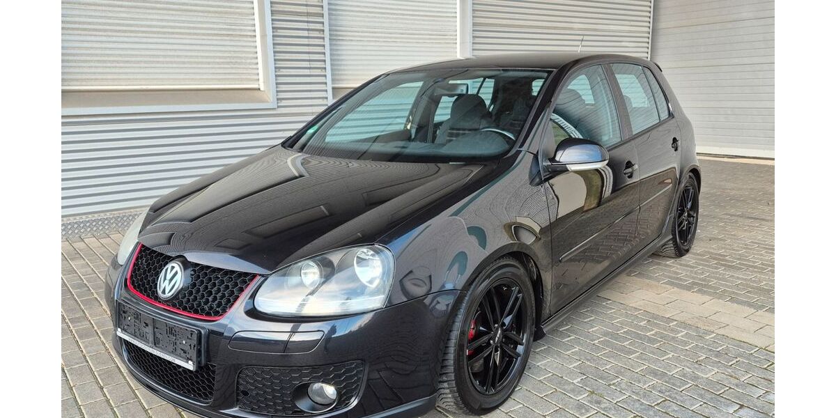 VW Golf 197.000 km 5.200 &euro; Düren 52349