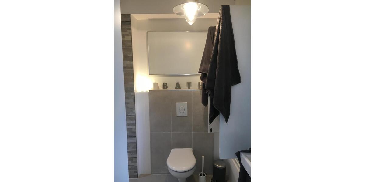 Einfamilienhaus Übach-Palenberg Palenberg - 2 Zimmer, 100 m&sup2;, 1.300&euro; | Angebot:25720935