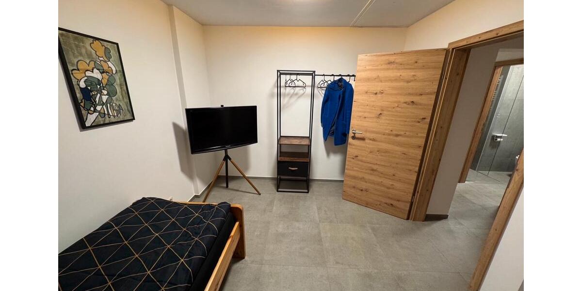 Dachgeschoßwohnung Eschweiler - 2 Zimmer, 45 m&sup2;, 1.300&euro; | Angebot:26447976