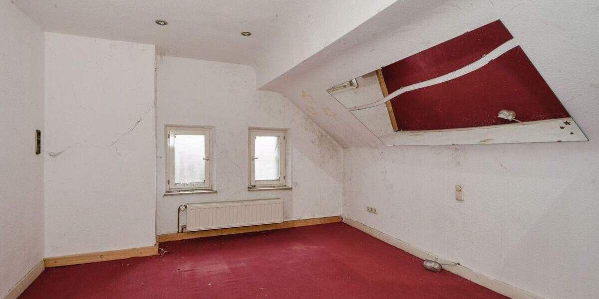 Mehrfamilienhaus, Wohnhaus Geilenkirchen - 6 Zimmer, 140 m&sup2;, 369.000&euro; | Angebot:25707174