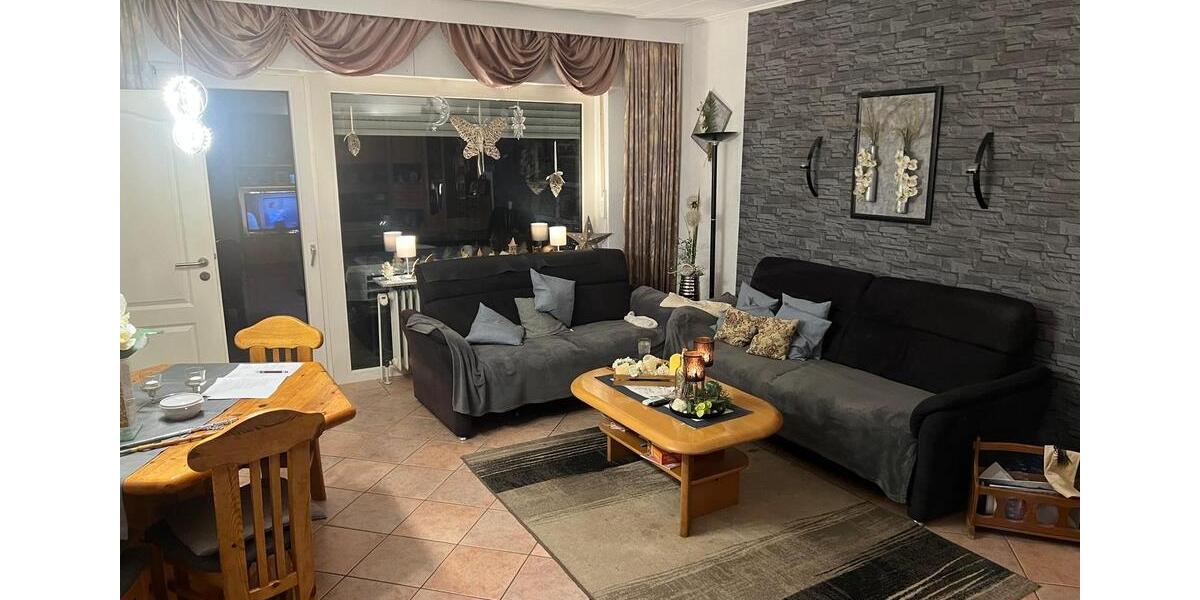 Doppelhaushälfte Geilenkirchen - 5 Zimmer, 120 m&sup2;, 800&euro; | Angebot:25636940