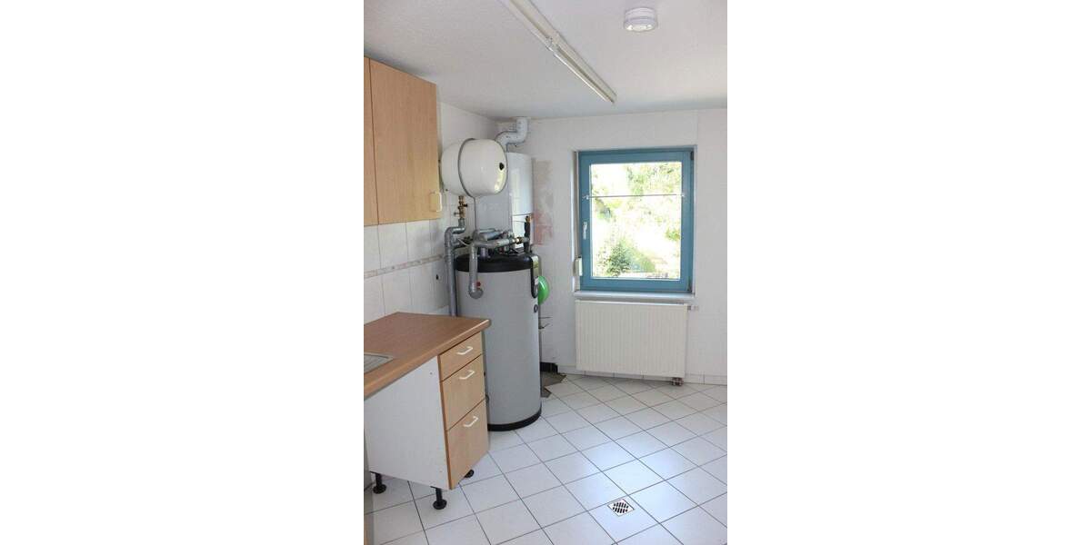 Reihenmittelhaus Eschweiler Röhe - 7 Zimmer, 178 m&sup2;, 338.000&euro; | Angebot:25782125