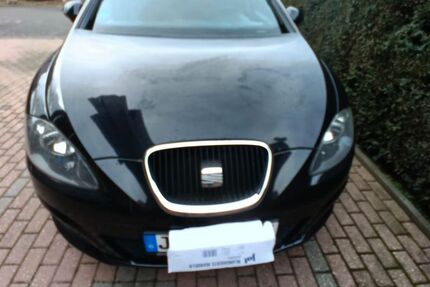 Seat Leon 164.322 km 3.777 &euro; Niederzier 52382