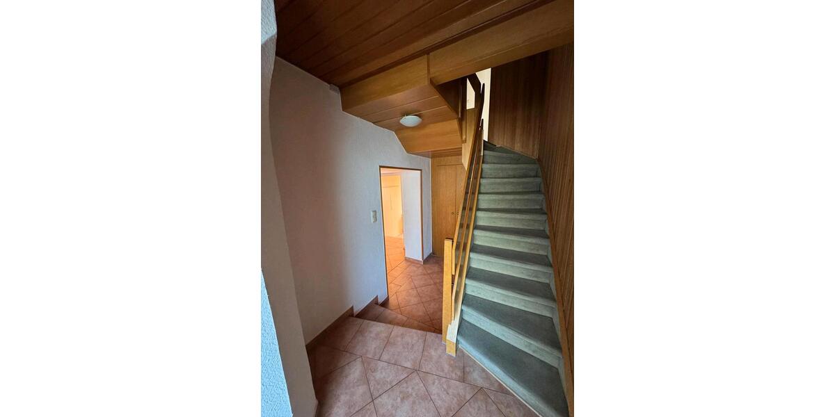 Einfamilienhaus Niederzier - 6 Zimmer, 178 m&sup2;, 300.000&euro; | Angebot:25854677