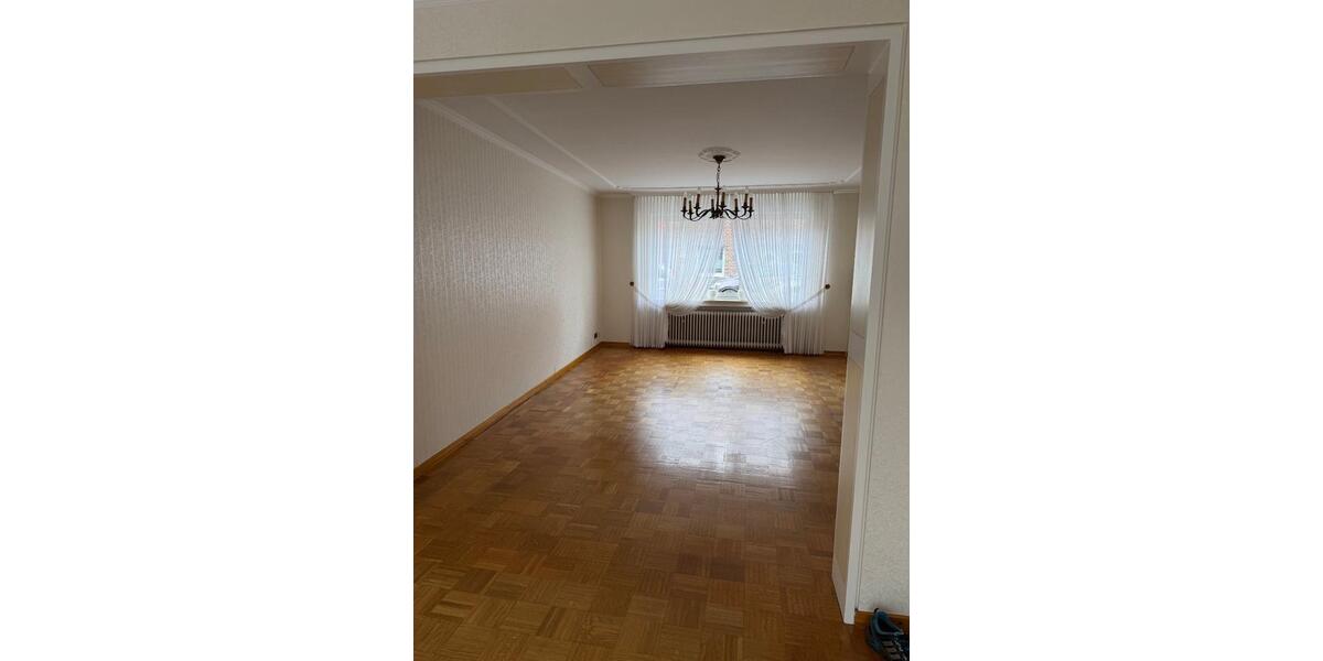 Reihenhaus Niederzier - 1 Zimmer, 120 m&sup2;, 295.000&euro; | Angebot:27176240