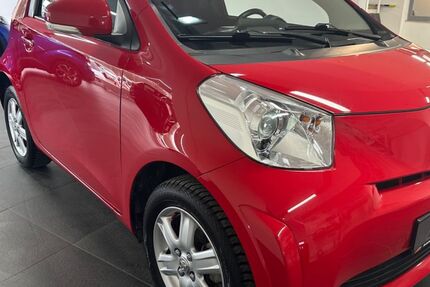 Toyota IQ 40.300 km 7.900 &euro; Stolberg 52224