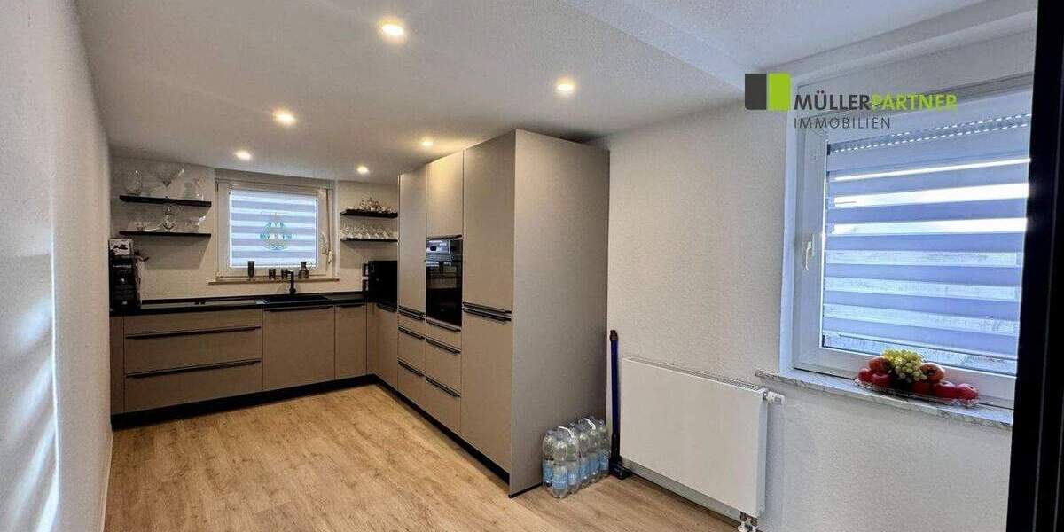 Ideal für 1-2 Personen! - Kleines Einfamilienhaus mit Anbau in Eschweiler-Röhe 3 zimmer