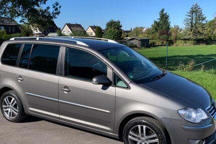 VW Touran 226.940 km 5.900 &euro; Stolberg 52223