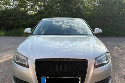Audi A3 99.800 km 7.250 &euro; Jülich 52428