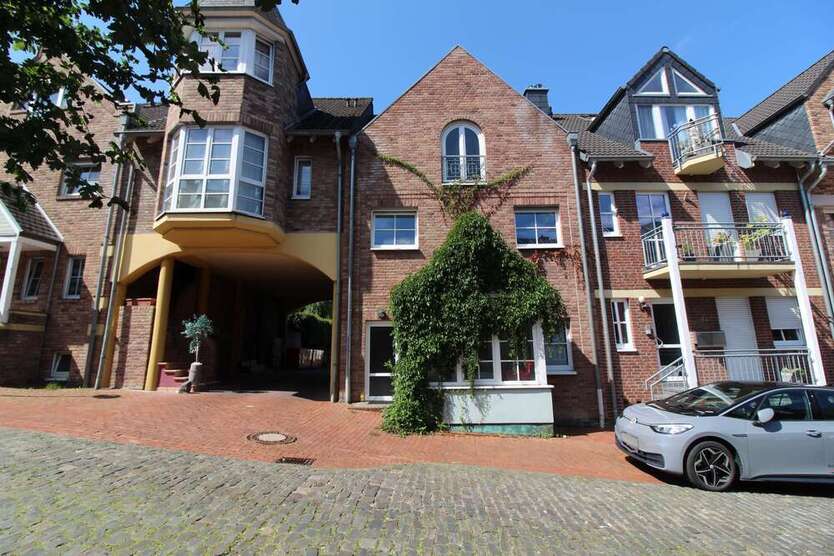 Wohnung zum Kaufen in Übach-Palenberg 289.000 € 130 m²