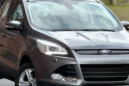 Ford Kuga 144.925 km 9.600 &euro; Alsdorf 52477