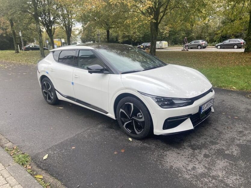 EV6