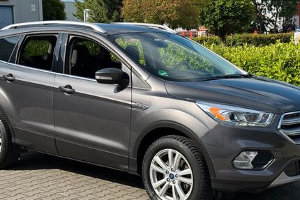 Ford Kuga 71.303 km 11.990 &euro; Alsdorf 52477
