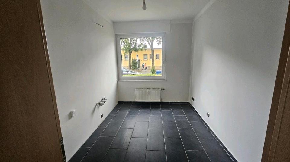 Erdgeschoßwohnung Düren - 3 Zimmer, 80 m&sup2;, 200.000&euro; | Angebot:26920831