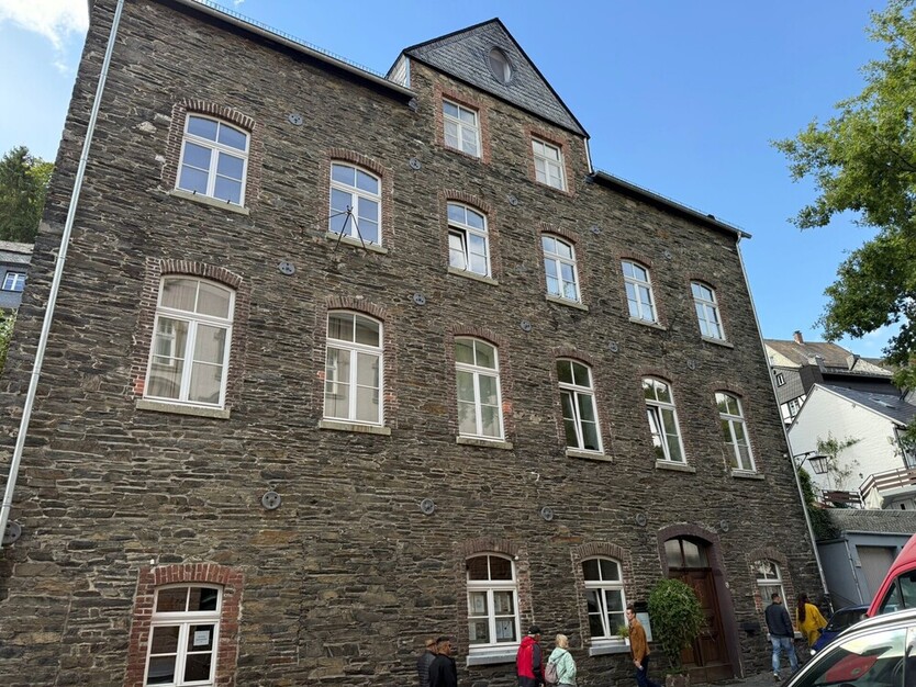 Zur Miete in Monschau: Stilvolle Stadtwohnung mit Flair! 3 zimmer