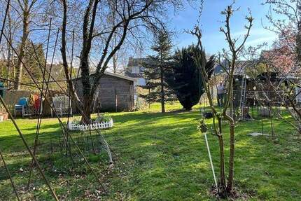 Kleines Einfamilienhaus mit riesigem Grundstück im Schatten von St. Sebastian 5 zimmer