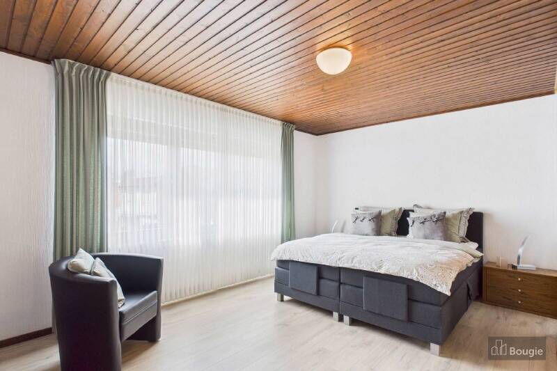 Stilvolles Einfamilienhaus mit modernem Komfort und klassischem Charme