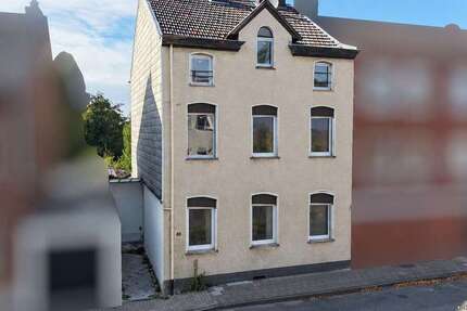 Haus Aachen / Eilendorf Eilendorf - 5 Zimmer, 139 m&sup2;, 300.000&euro; | Angebot:27571314