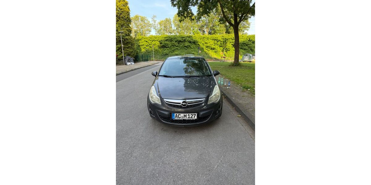 Opel Corsa 125.100 km 2.500 &euro; Aachen 52068