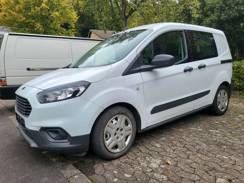 Ford Transit Courier 63.800 km 6.390 € Simmerath 52152