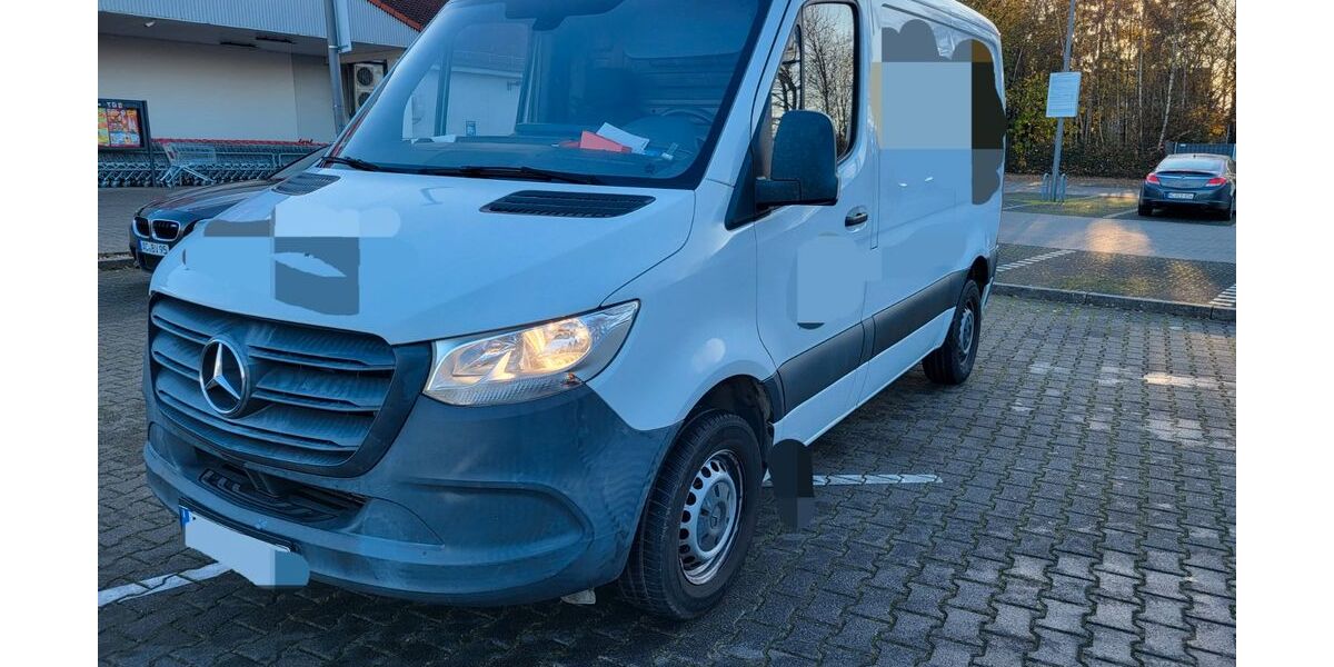 Mercedes-Benz Sprinter 188.000 km 11.999 € Aachen 52070