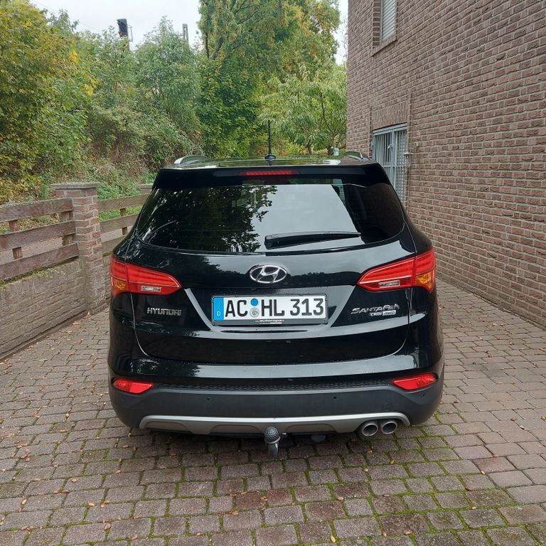 Hyundai SANTA FE 64.000 km 20.500 € Herzogenrath 52134