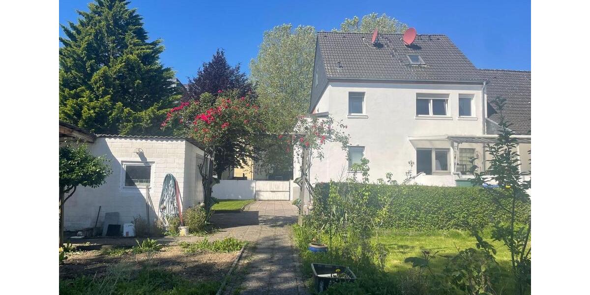 Doppelhaushälfte Düren - 7 Zimmer, 150 m&sup2;, 400.000&euro; | Angebot:26778714