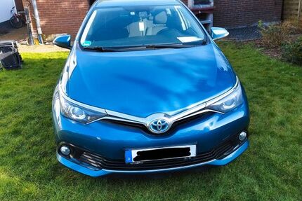Toyota Auris 162.000 km 11.900 &euro; Alsdorf 52477