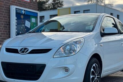 Hyundai i20 122.200 km 3.980 &euro; Düren 52349