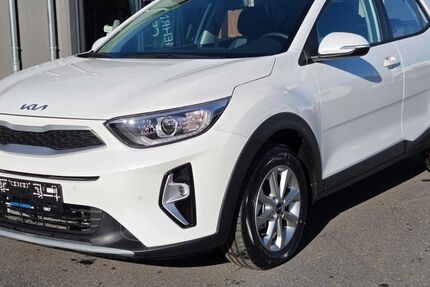 Kia Stonic 1.001 km 21.880 &euro; Düren 52351