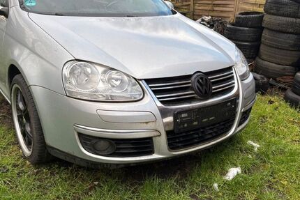 VW Golf 220.000 km 1.750 &euro; Würselen 52146