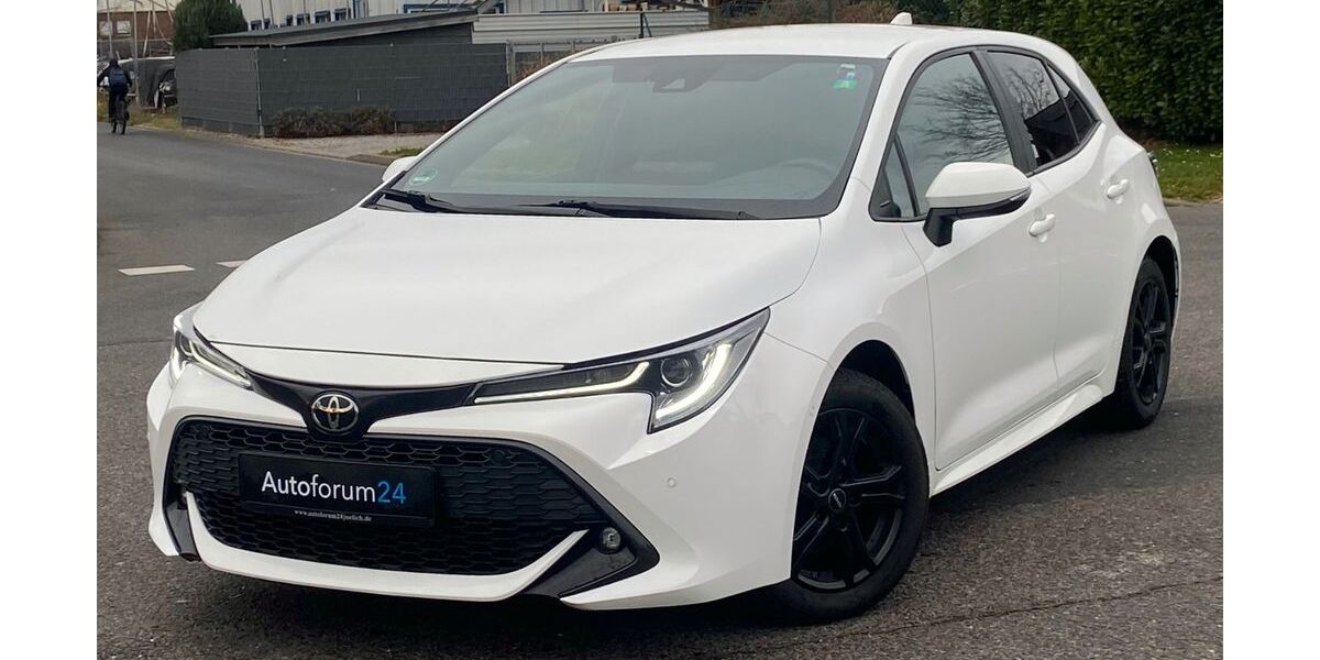 Toyota Corolla 81.000 km 14.499 &euro; Jülich 52428