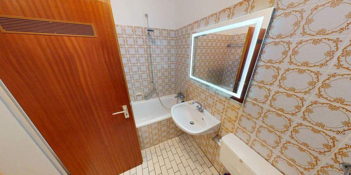 Gepflegte 3-Zimmer-Wohnung mit Parkett + zwei Balkonen in ruhigem 6-Parteien-Haus in Aachen-Zentrum 3 zimmer