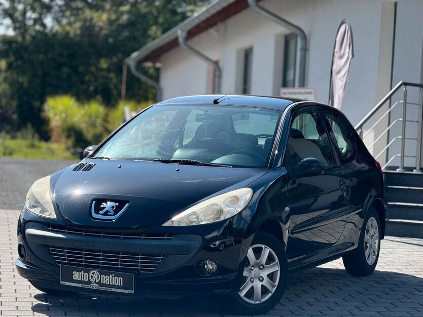 Peugeot 206 90.000 km 3.950 € Langerwehe 52379