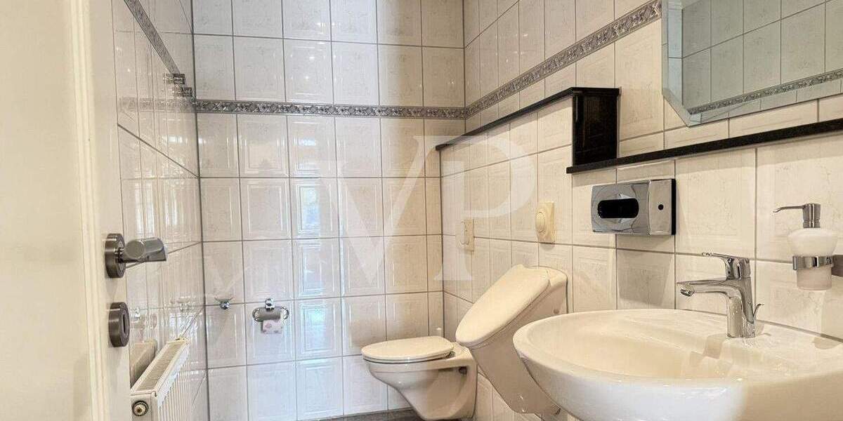 Etagenwohnung Eschweiler - 3 Zimmer, 185 m&sup2;, 1.350&euro; | Angebot:25800937