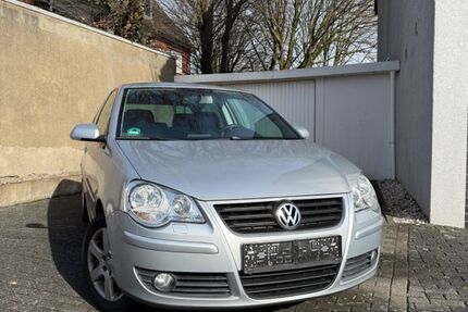 VW Polo 101.000 km 3.499 &euro; Aachen 52076