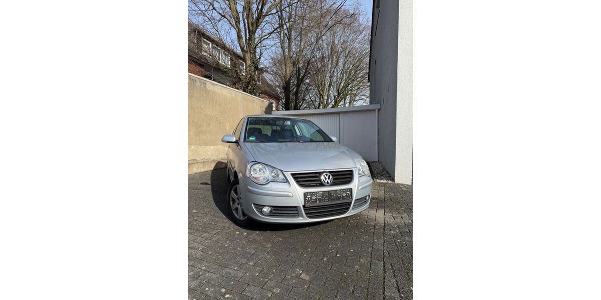 VW Polo 101.000 km 3.499 &euro; Aachen 52076
