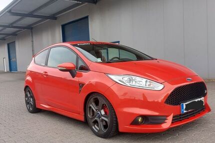 Ford Fiesta 40.825 km 12.100 € Aldenhoven 52457