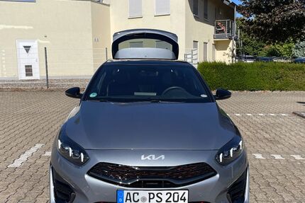 Kia ceed / Ceed 52.000 km 24.500 &euro; Stolberg 52224