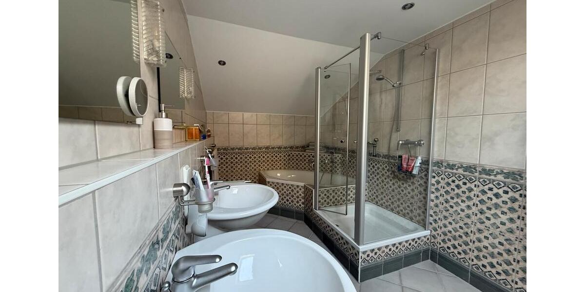 Einfamilienhaus Übach-Palenberg Palenberg - 7 Zimmer, 178 m&sup2;, 429.000&euro; | Angebot:26301768