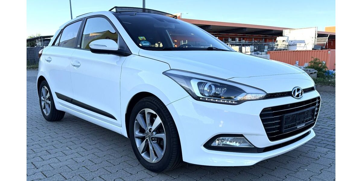 Hyundai i20 153.000 km 7.980 &euro; Düren 52351
