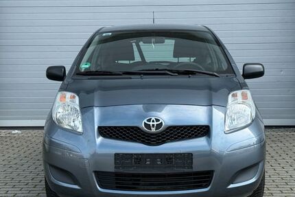 Toyota Yaris 155.950 km 3.499 &euro; Düren 52349